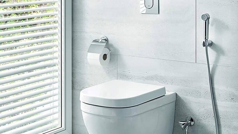 Hướng dẫn cách lắp vòi xịt vệ sinh cơ bản